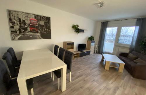 ElbPerle Wunderschöne Ferien und Handwerker Wohnung - Foto 2