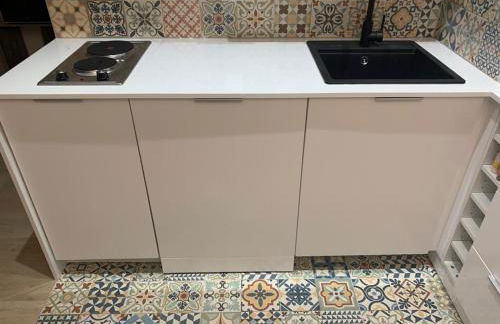 Studio en hypercentre refait à neuf en 2023 avec une belle terrasse! - Photo 10