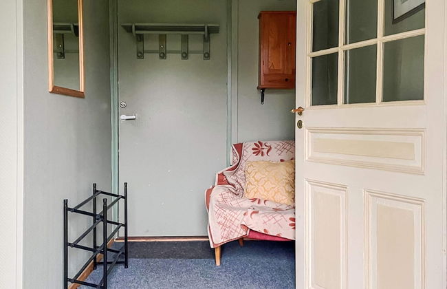 4 Person Holiday Home in Hallstavik - Foto 7