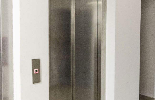 Shopping del Sol Apartment - Photo 15