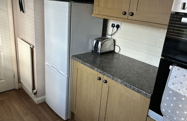 Spacious Detached Bungalow With Ample Parking - Foto 38