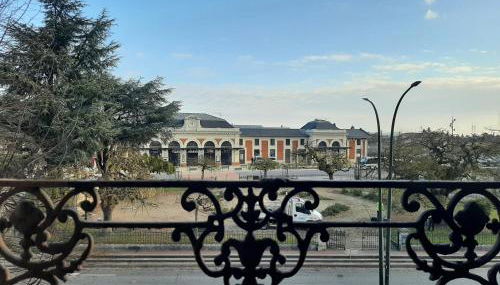 Grand T3 Lumineux - Balcon - 2 chambres - idéal familles & pros - Foto 2