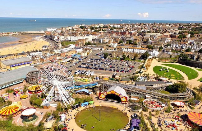 Seaside Haven Coastal Comfort 200m from the Beach - Foto 50