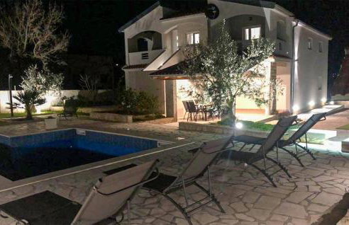 3 Bedroom Cozy Home In Sukosan - Foto 27