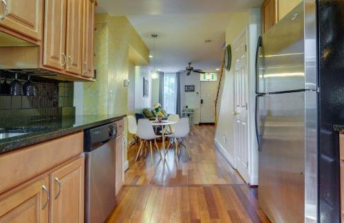 1 Mi to to MandT Bank Stadium Home with Rooftop Patio - Foto 5