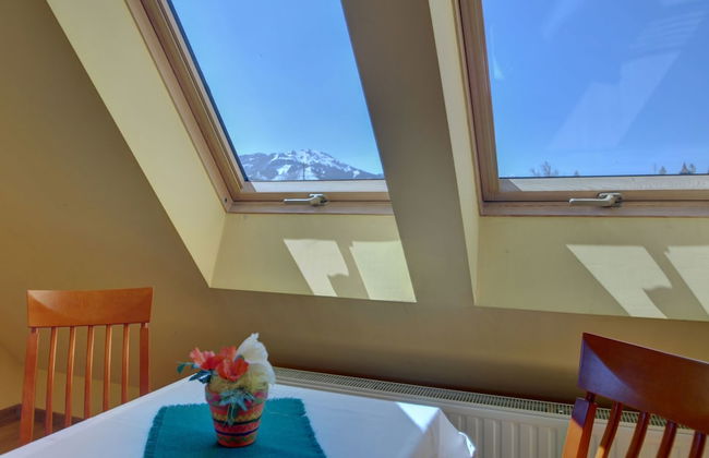 Willa Serafin - Photo 49