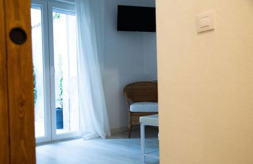 Preciosa casa con jardín "Casa Gastón" - Photo 10