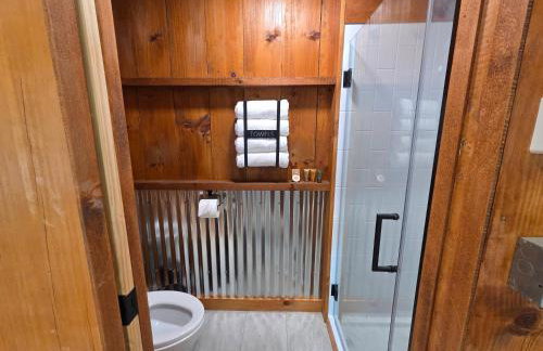 Lazy T Cabins - Glacier - Foto 8