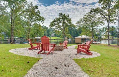 Spacious Lake Sinclair Vacation Rental with Dock! - Foto 1