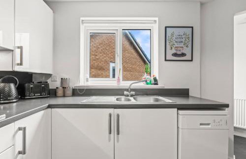 #16 Detached Stunning Lux 3 Bed home Parking NEC - Foto 10