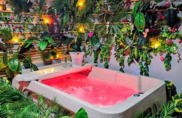 Villa Oasis - Une Love Room avec Spa Privatif & Autres Appartements Standards à thèmes sans spa - Foto 5