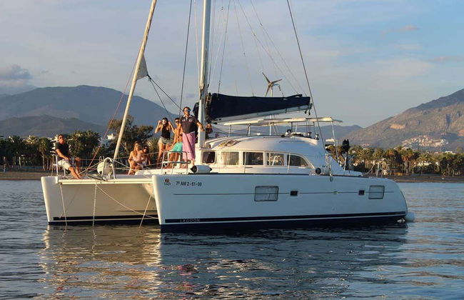 Balade en catamaran avec observation de dauphins - Photo 4