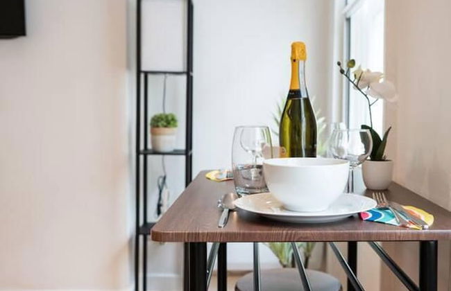 Livestay - Hidden Covent Garden Gem - Photo 10