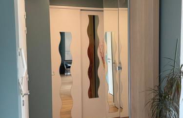 Appart spacieux 6 pers proche centre ville et gare Laval - Parking privé securisé - Photo 28