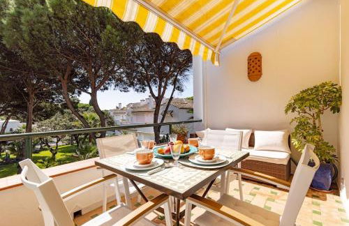 Elegant 2 Bedroom PH in Serene Urb El Presidente RDR521 - Photo 11