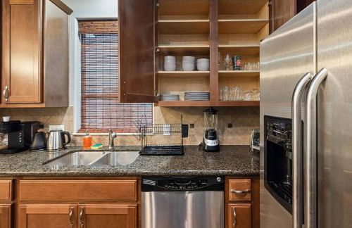 Near Midtown Downtown Games WiFi Balcony Pets - Foto 13