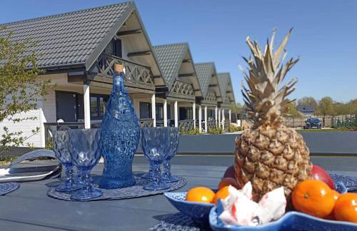 Domki Anielski Zakątek J&R nad Bałtykiem DELUX z balią ogrodową z jacuzzi i klimatyzacją - Foto 9