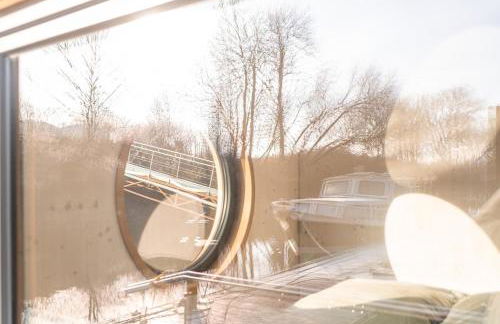 Geräumige, hochwertiges Hausboot PETITE mit Kamin - Foto 21