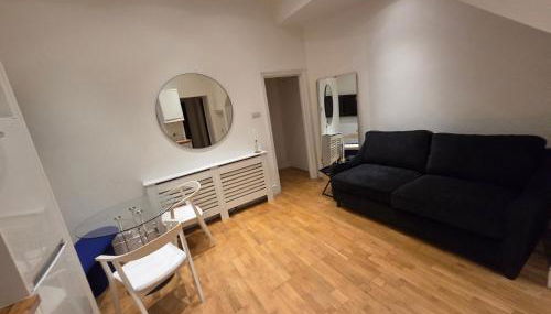 Camden Mia Apa - Foto 4