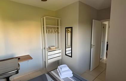 2 quartos, ar condicionado e pertinho do centro - Foto 14