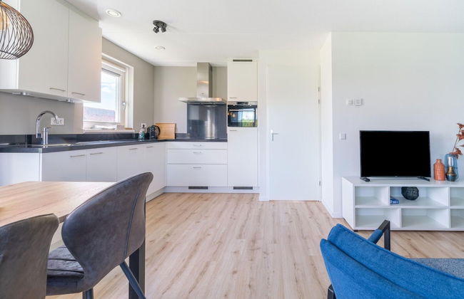 Luxe Stay With Sauna & Garden - Photo 5