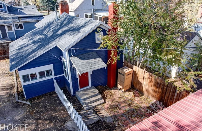 City Center Cottage Netflix, Mtns & Adventure! - Photo 27