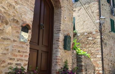 La casa nel castello e il giardino segreto - Photo 30