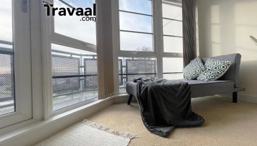 Travaal.©om - 2 Bed Serviced Apartment Farnborough - Foto 2