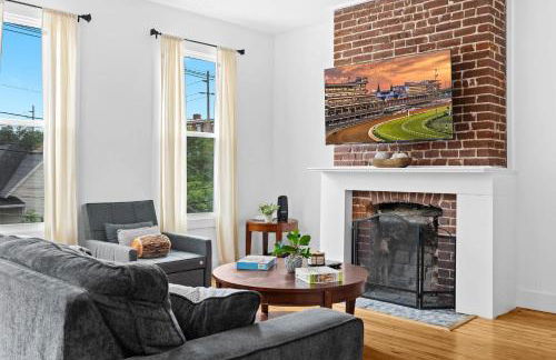 Charming 2nd-Floor Flat 3BR 2BA Free Parking - Foto 11