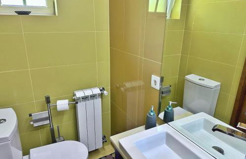 T3 Cozy Old House with XL garden - Foto 25