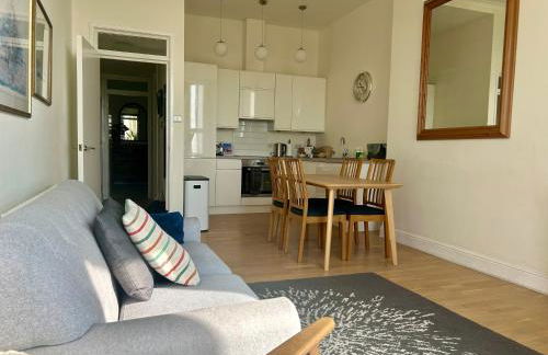 Seaview Retreat Private Parking - Photo 4