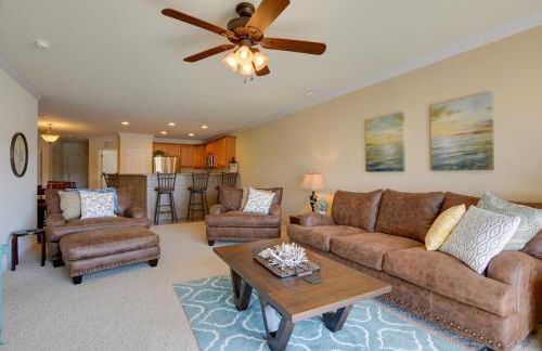 Lake Views and Pool Access Osage Beach Condo - Photo 7