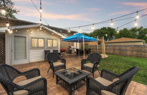 Cozy Home Sleeps 10 Lombard Chicago Suburb - Foto 14