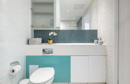 Stunning Apartment with Underground parking! - Foto 30