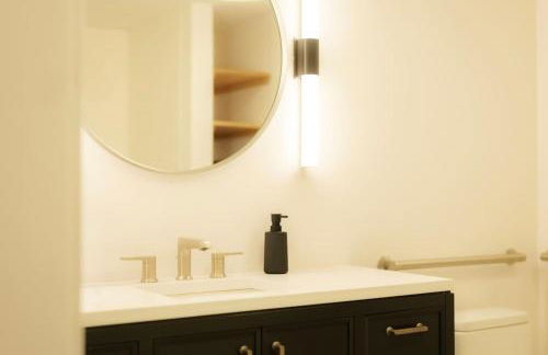 Above The Roots - Elegant and Bright Studio Stay - Foto 13