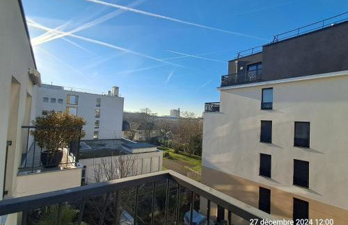 Balcon privé, parking gratuit, Orly 5 kms - Foto 4