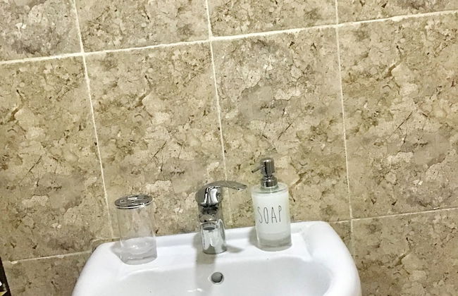 Gees Shortlets Apartments - Foto 24