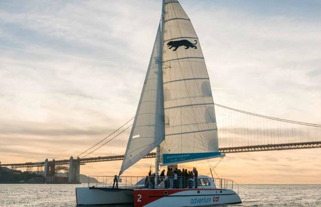 Cruzeiro de catamarã ao pôr do sol na Baía de San Francisco - Foto 6