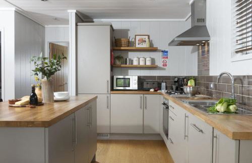 Blackbird Lodge, Strawberryfield Park - Free Parking, Hot tub, pets allowed - Photo 24