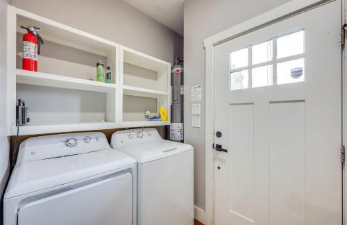 about 2 Mi to Dtwn San Antonio Comfy Home with Yard! - Foto 21