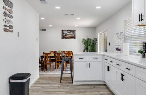 Frisco Getaway Hometel w the Spa and Outdoor Kitchen - Foto 33