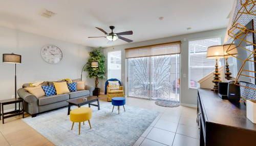 15 Mi to Disney Kissimmee Townhome with Patio - Foto 4