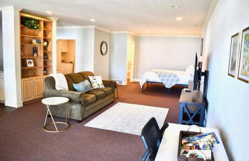 Bountiful Heights - Photo 1