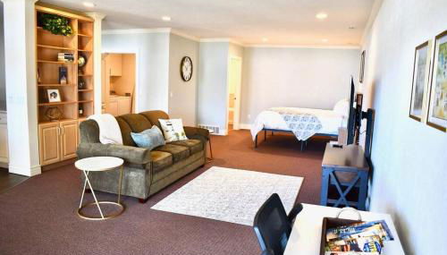 Bountiful Heights - Photo 1