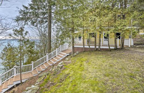 Waterfront Cottage on Sawmill Bay w/ Deck! - Foto 27