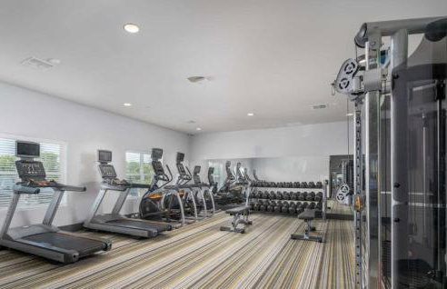 High Cotton - 3BR 3BA Condo Near UA with Pool & Gym - Foto 54