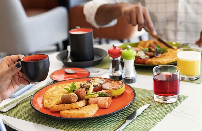 Aparthotel Adagio Dubai Deira - Photo 40