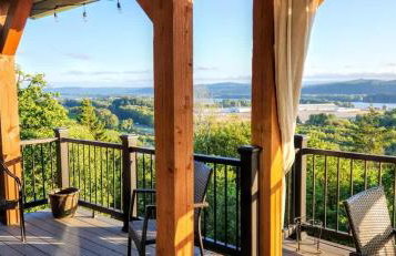 Panoramic River Views - Nature Framed in Every Window - Photo 24