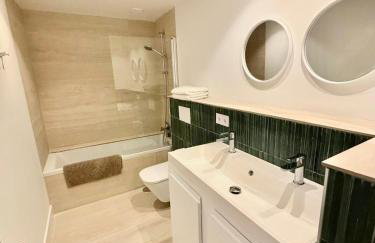 Modern 2 Bedroom Apartment in Marbella - Foto 9