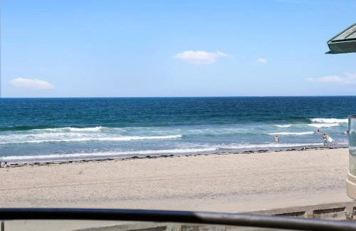 Stunning Oceanfront Boardwalk Condo - Spa, Steps2Beach, Parking & Fast Wifi! - Foto 47